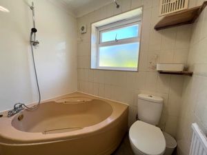 Photo 17- click for photo gallery